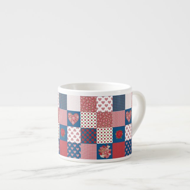Coeurs chic et Rose Faux Patchwork Espresso Mug (Devant droit)