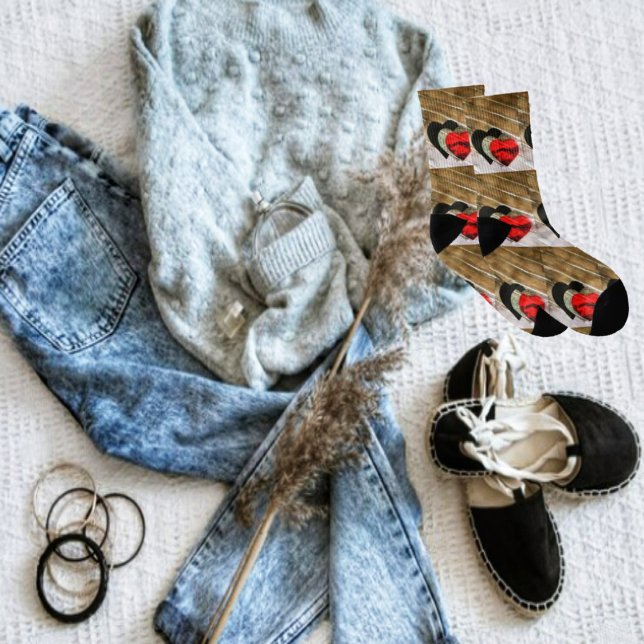 Coeurs de rêve A' Fallen (Proudly, wear these Dream Hearts A'Fallen Socks, with your favorite outfit!)