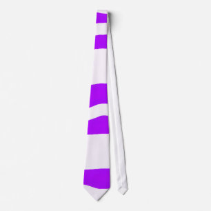 Col cravate blanc violet