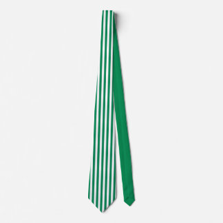 Col cravate rayé vert et blanc