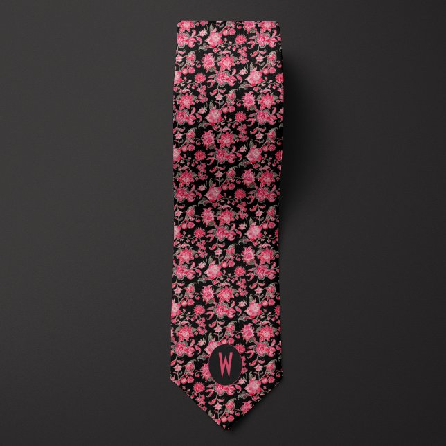 Col rose floral sur cravate noire (Créateur téléchargé)