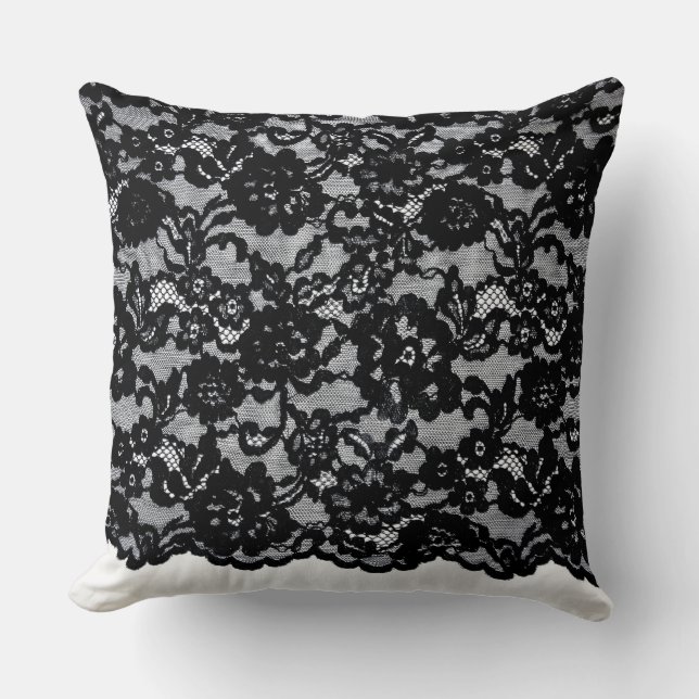 Collection noire antique de dentelle : Coussin (Recto)