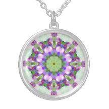 Collier de mandala magenta et vert