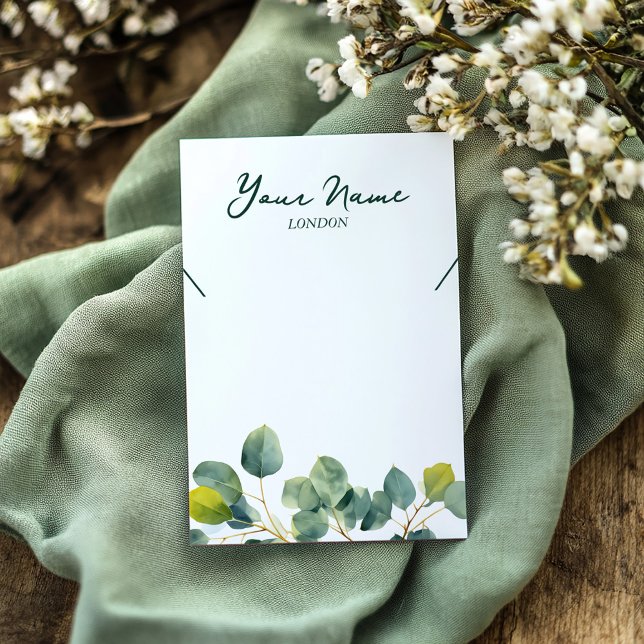 Collier feuilleté à branche d'eucalyptus vert (Eucalyptus branch green leafy necklace display card)