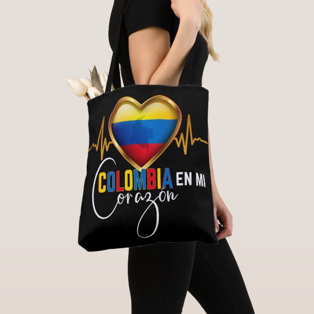 Colombia en mi Corazon Colombian Pride  Tote Bag (Close Up)