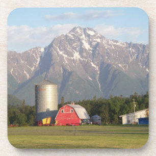 Colony Barn w/Pioneer Peak Coaster Set
