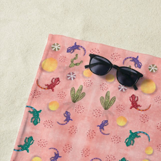 Colorful Lizard – Desert Cactus & Igua Beach Towel (In Situ)