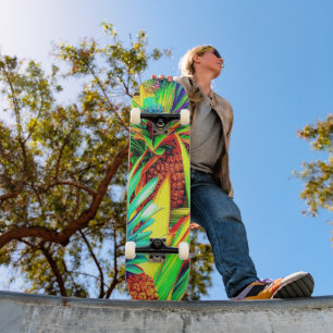 COLORFUL PINEAPPLE PATTERNS SKATEBOARD