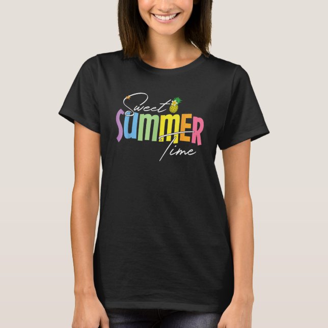 Colorful Sweet Summer Time Graphic  Pineapple Vaca T-Shirt (Front)