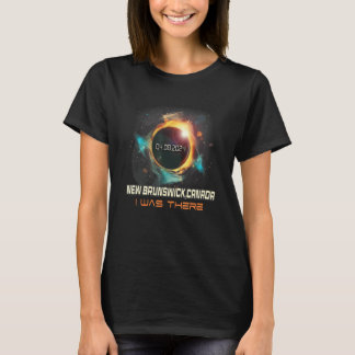 Colorful Total Solar Eclipse 2024 New Brunswick Ca T-Shirt