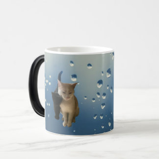 Colour changing mug with cat image