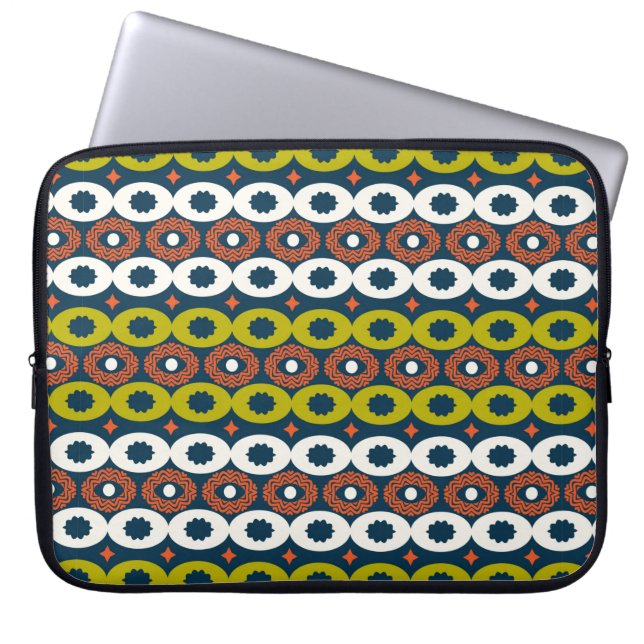 Colour seamless pattern with oval shapes in Africa Laptop Sleeve (Front)