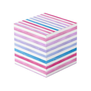 Coloured lines cube