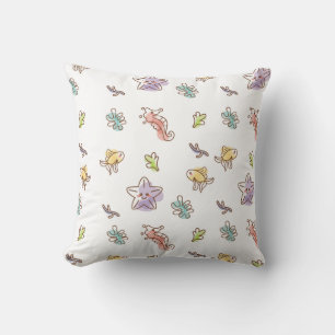 Coloured sealife pattern with seastars and fishes throw pillow
