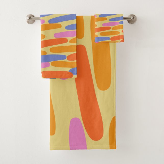 Colourful abstract design bath towel set (Insitu)