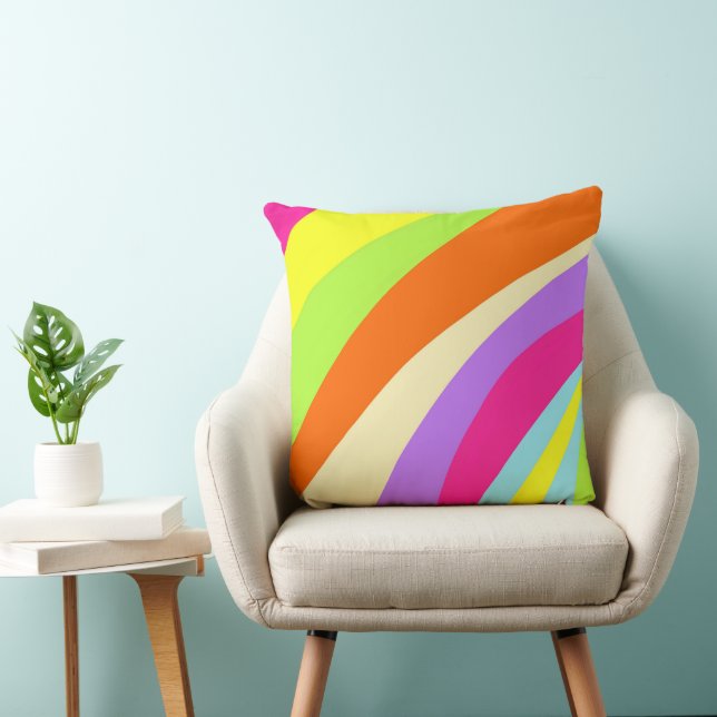 Colourful abstract throw pillow (Chair)