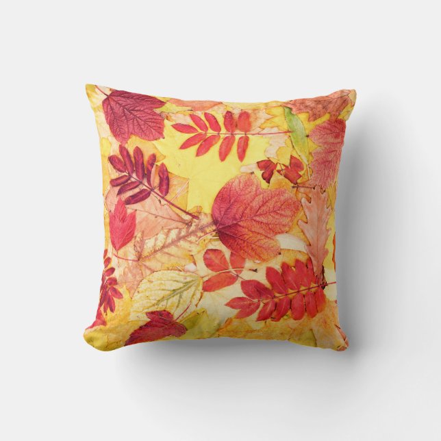 Colourful autumn leaves. Tree fallen leaf pattern. Throw Pillow (Front)
