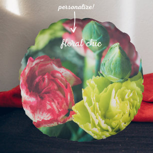 Colourful bouquet of flowers Round Pillow