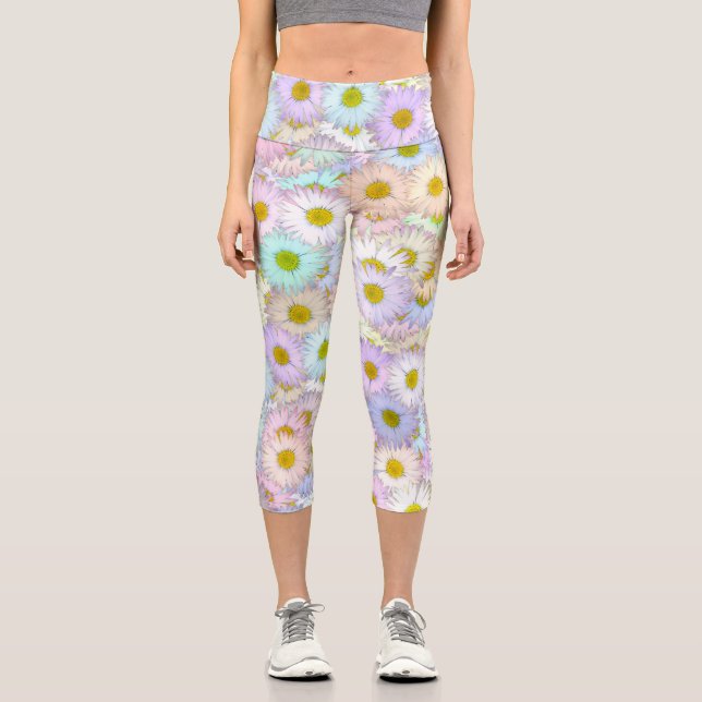 Colourful daisy pattern - pastel capri leggings (Front)