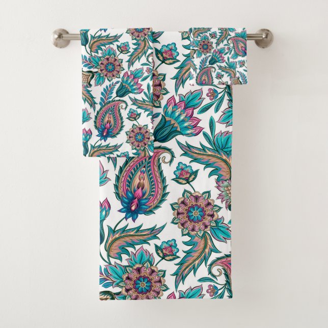 Colourful ethnic paisley pattern bath towel set (Insitu)