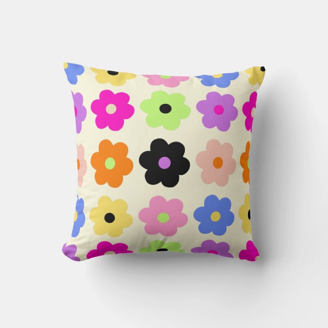 Colourful Flowers Retro Minimalist Daisy Pattern  Throw Pillow (Front)