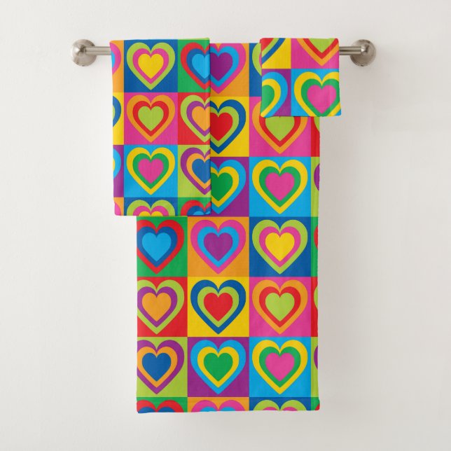 Colourful Hearts Pretty Bath Towel Set (Insitu)