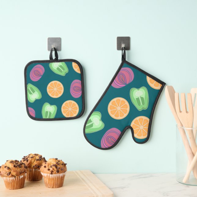 Colourful Kitchen Fruit & Veggie  Oven Mitt & Pot Holder Set (Insitu(Hanging))
