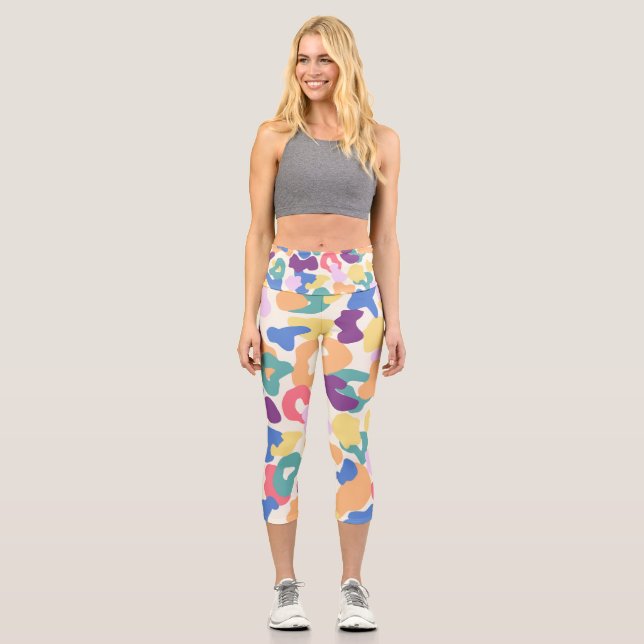 Colourful Leopard Pattern Capri Leggings (Front)