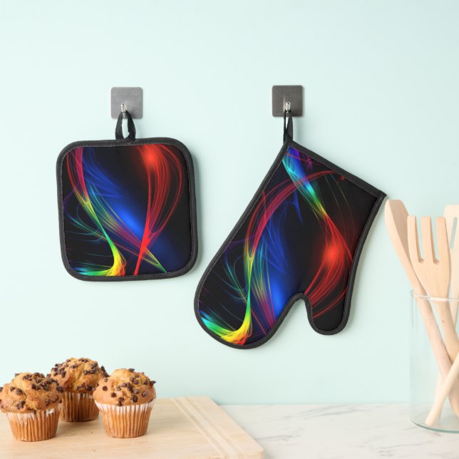 Colourful Lights on Black Oven Mitt & Pot Holder Set (Insitu(Hanging))
