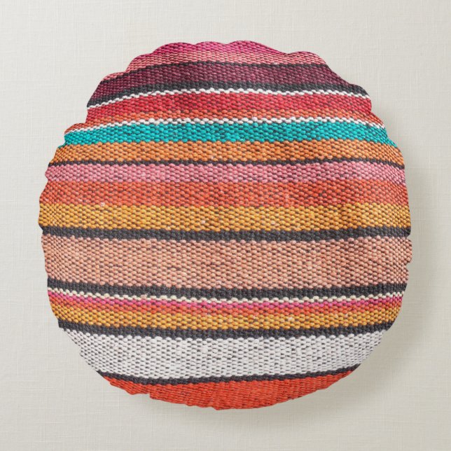 Colourful mexican, peruvian style rug surface clos round pillow (Front)
