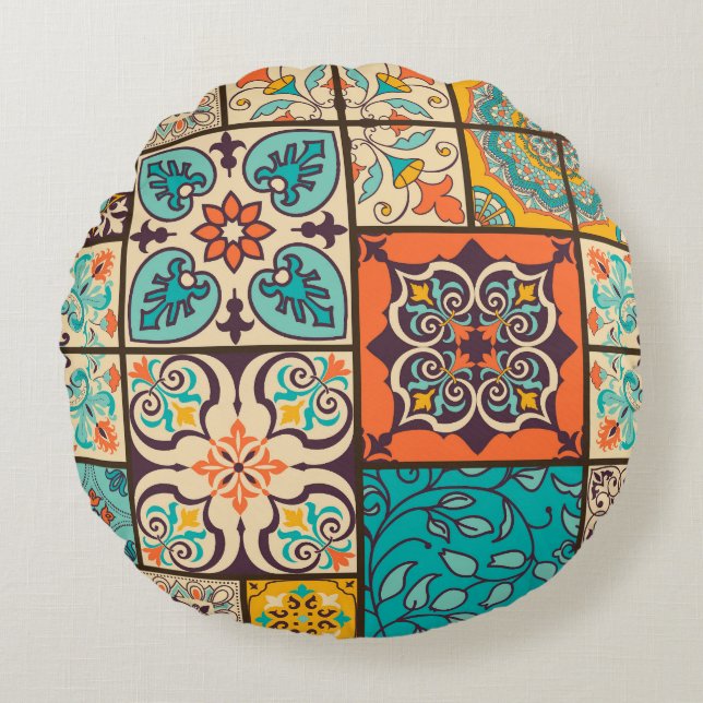 Colourful Patchwork Islamic Majolica Tile Round Pillow (Front)