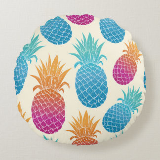 Colourful Pineapple Light Yellow Background Round Pillow