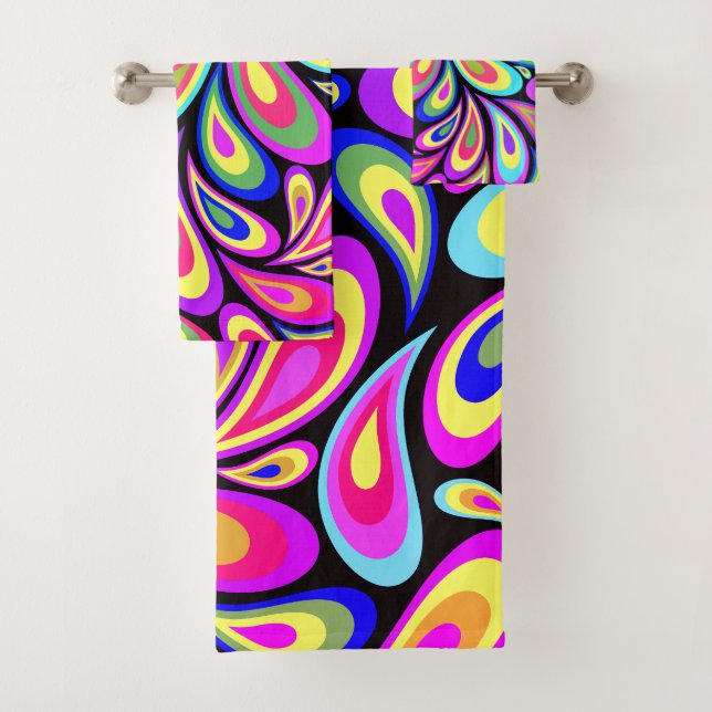 Colourful Psychedelic Swirl  Bath Towel Set (Insitu)