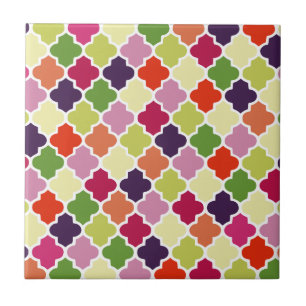 Colourful quatrefoil pattern tile
