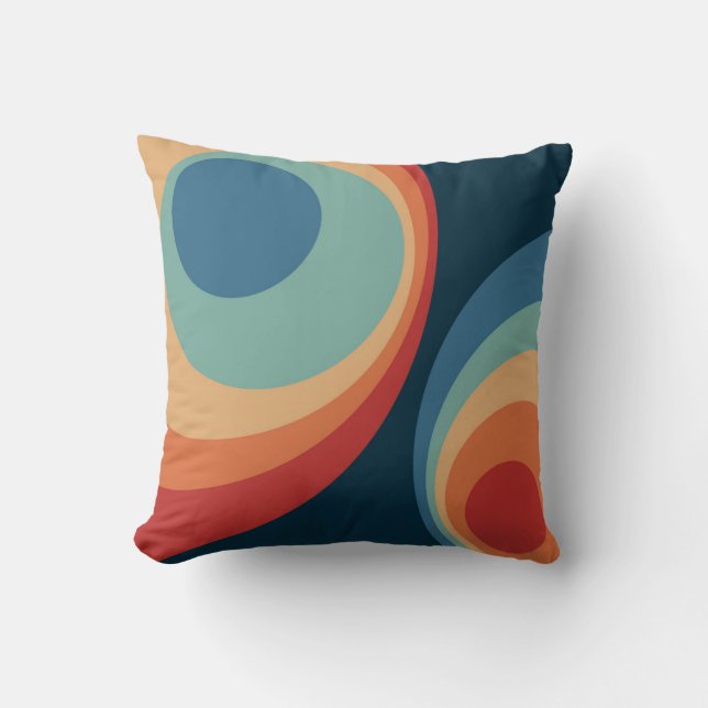 Colourful retro circles design throw pillow (Front)