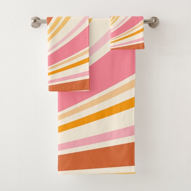 Colourful retro vibes bath towel set (Insitu)
