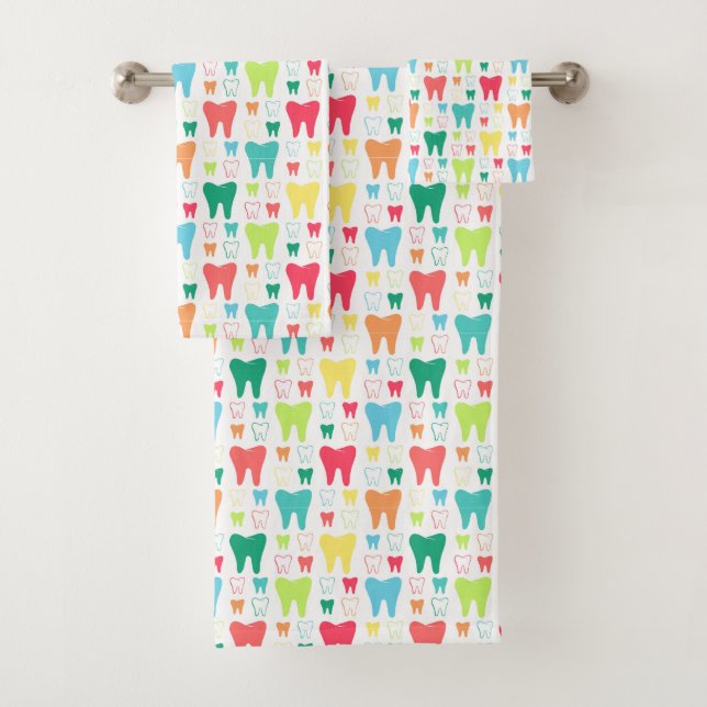 Colourful Teeth Pattern Bath Towel Set (Insitu)