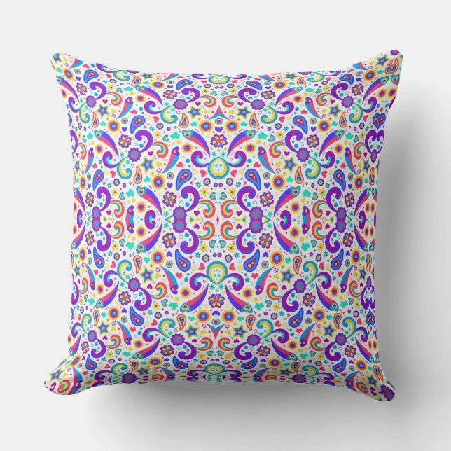 Colourful throw pillow with a vibrant, symmetrical (Front)