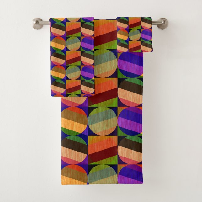 Colourful Vintage Inspired Pattern Bath Towel Set (Insitu)