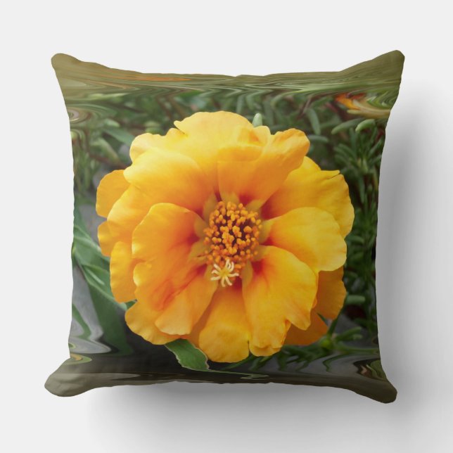 Colours of summer throw pillow (Front)