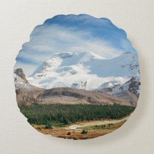 Columbia Icefield panorama with snow covered mount Round Pillow