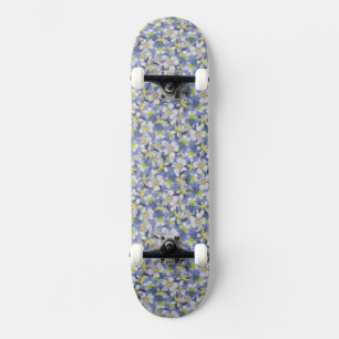 Columbines Seamless Pattern Skateboard
