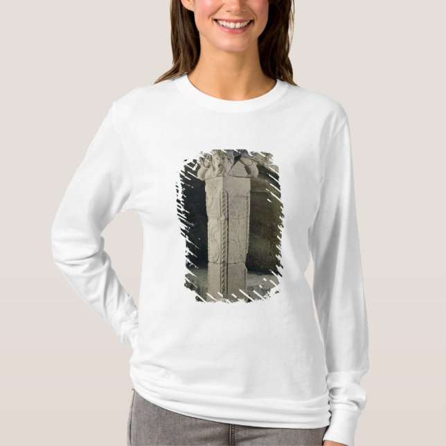 Column from the crypt, with the head of Moses T-Shirt (Front)