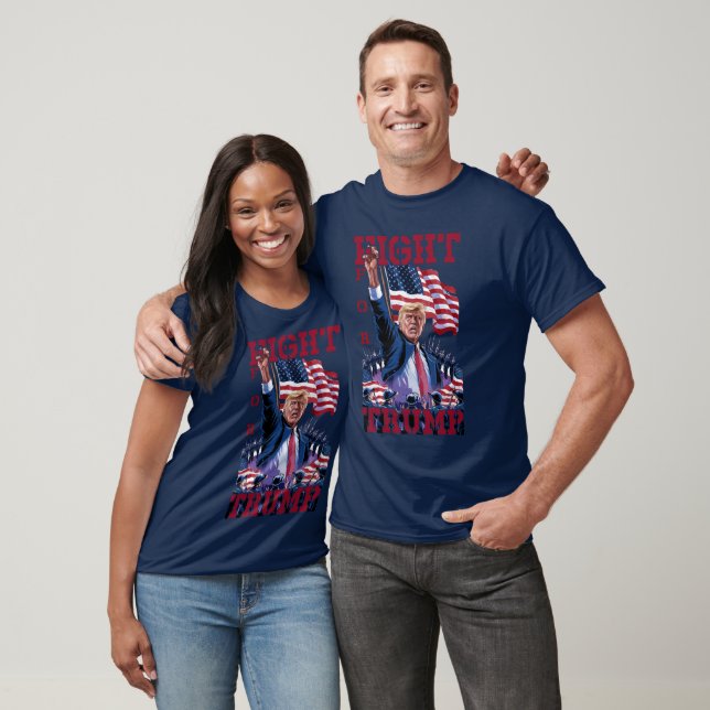 COMBATTRE POUR TRUMP T-SHIRT (Unisexe)