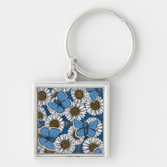 Common blue butterflies and daisy flowers keychain (Front)