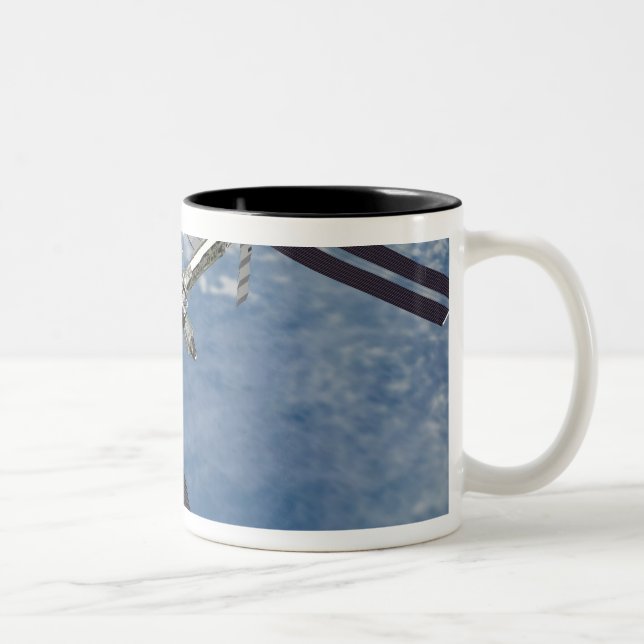 Computer generated view 22 Two-Tone coffee mug (Right)
