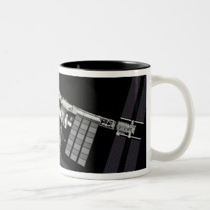 Computer generated view 24 Two-Tone coffee mug