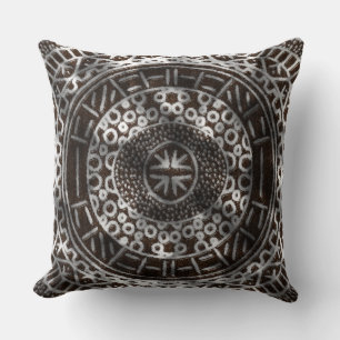 Concentric Circles African Tribal Print brown Throw Pillow