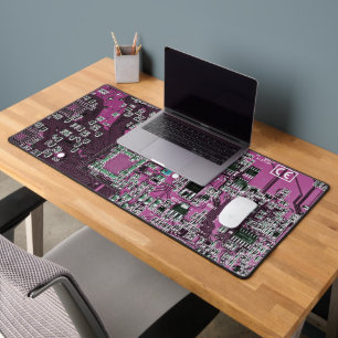 Conception de carte de circuit imprimé violet pour