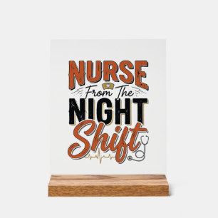 Conception de chemise de nuit de garde d'infirmièr
